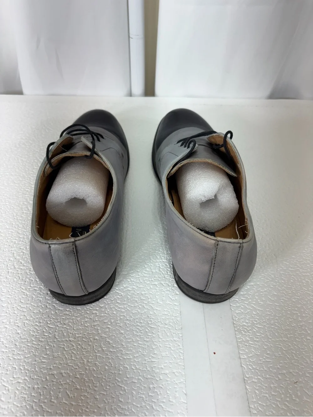 Men's Two-Tone Grey and Black Cap-Toe Derby Shoes s199